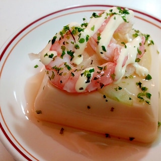 玉ねぎとボイル海老の卵豆腐